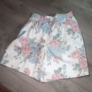 Floral High-Waisted Shorts Vtg Classic Collection